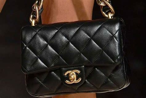 le 2.55 de chanel prix|sac 2.55 chanel.